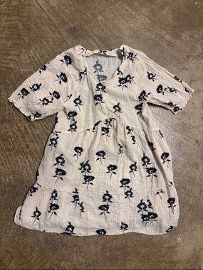 Zara Girls' Cream Floral Tiered crinkle Dress with black floral Print